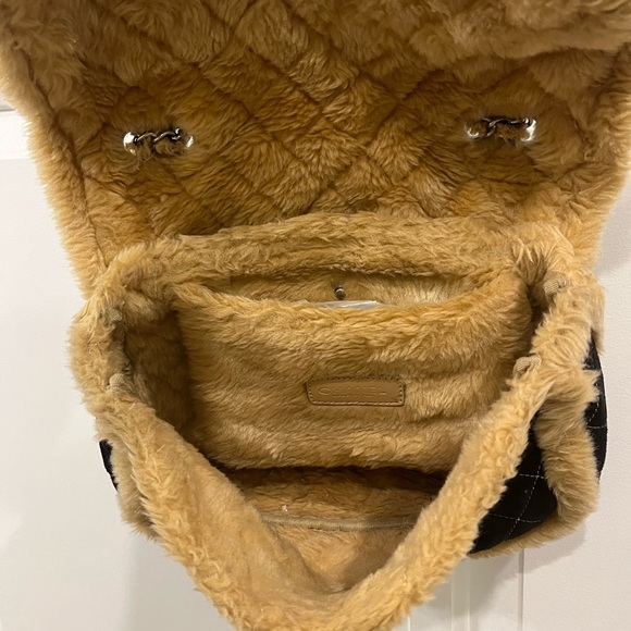 Shearling Quilted Flap Bag Black and Tan - Picture 3 of 4